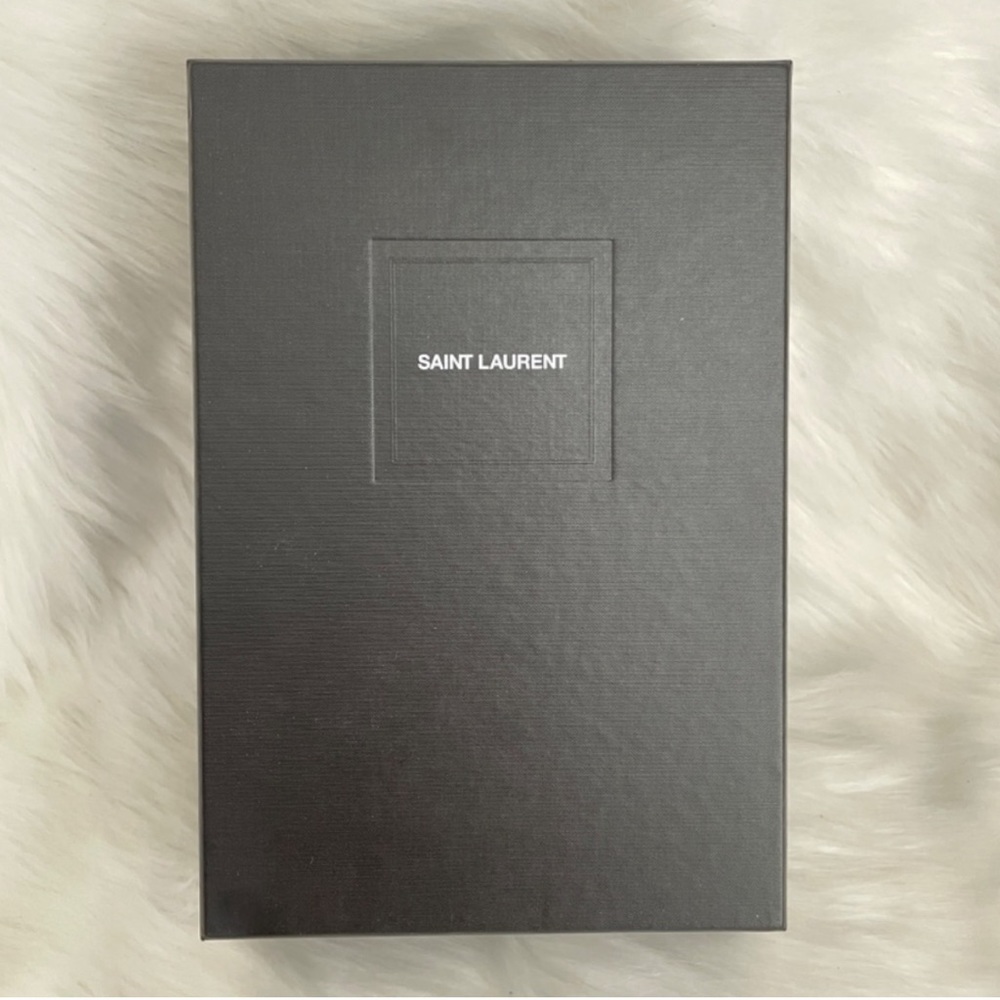 Authentic Yves Saint Laurent Sandals - Picture 5 of 11